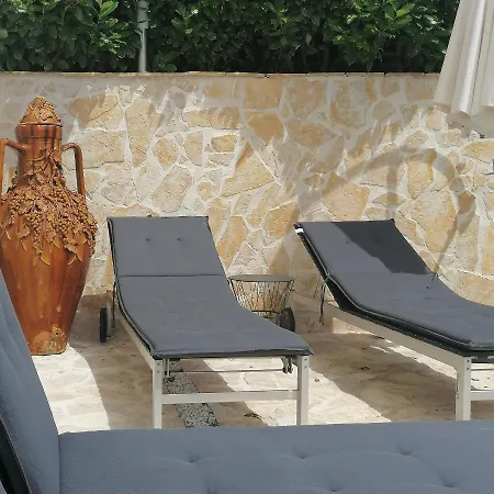 Apartment Mali Raj, With Private Pool Poreč