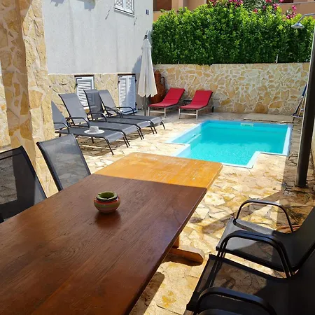 Mali Raj, With Private Pool Poreč